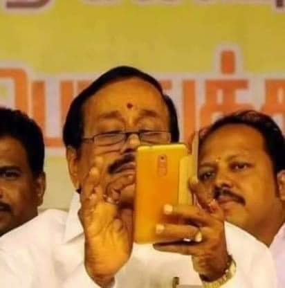 CyanideGuppi's tweet photo. Ini group side um poga koodathuโฆ
TL la um pullaingaloda uruta koodathu..
No #Pullainga sagavasam ๐๐๐ https://t.co/KIwHoPwKj1