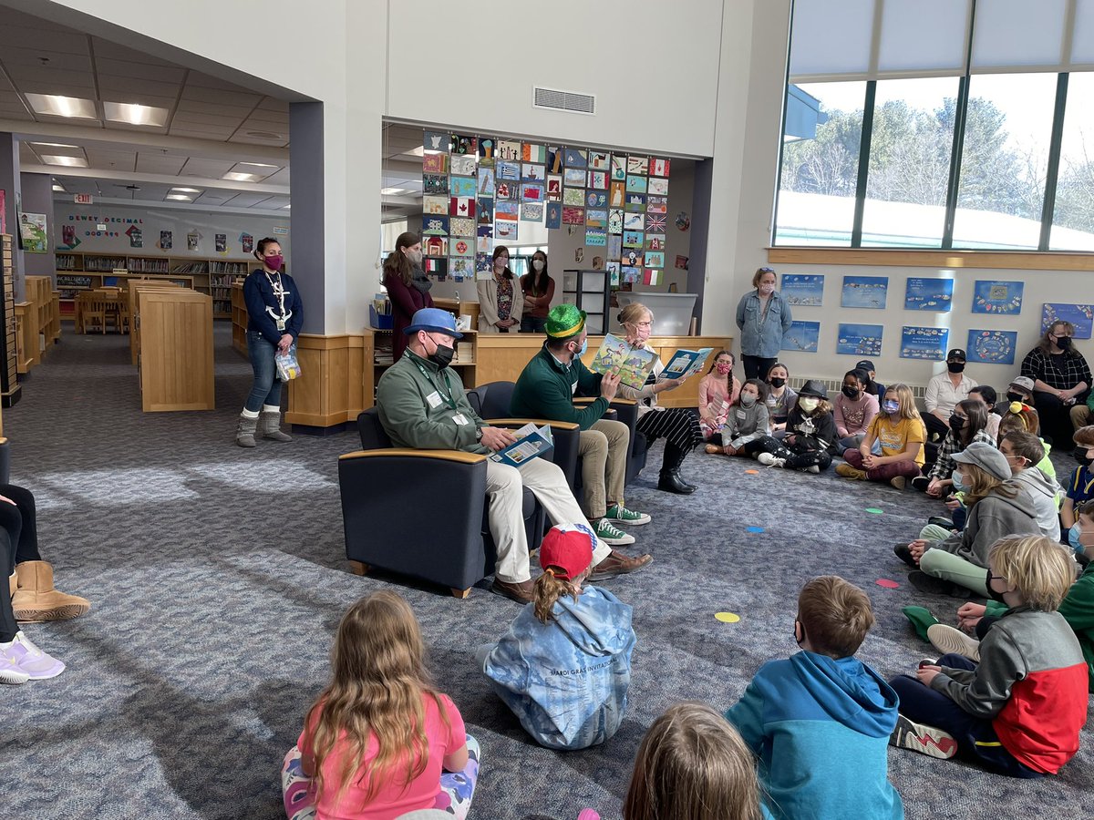 laevansmath's tweet photo. Read Across America at Memorial school.  Always a fun day!  Thank you Mrs. Gale! #memupton #mursd https://t.co/5u7DKi3lUX