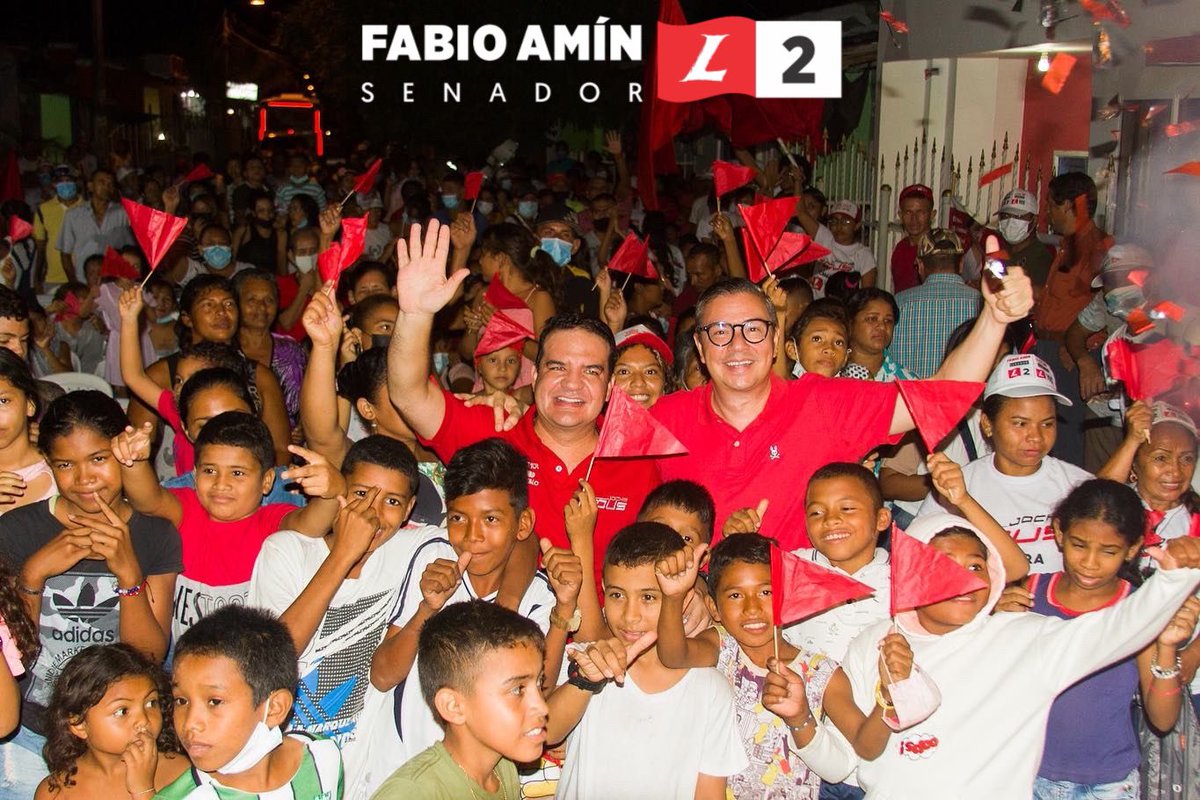 fabioaminsaleme's tweet photo. Seguimos conquistando corazones monterianos ❤️🙌🏽
📍Barrio Mocarí firme con el #Modo🚩L2 y #ModoTous @JocheTous 🤜🏻🚩🤛🏼
#EsConHechos 🇨🇴
🚩L2 https://t.co/tuvRmyQBWv