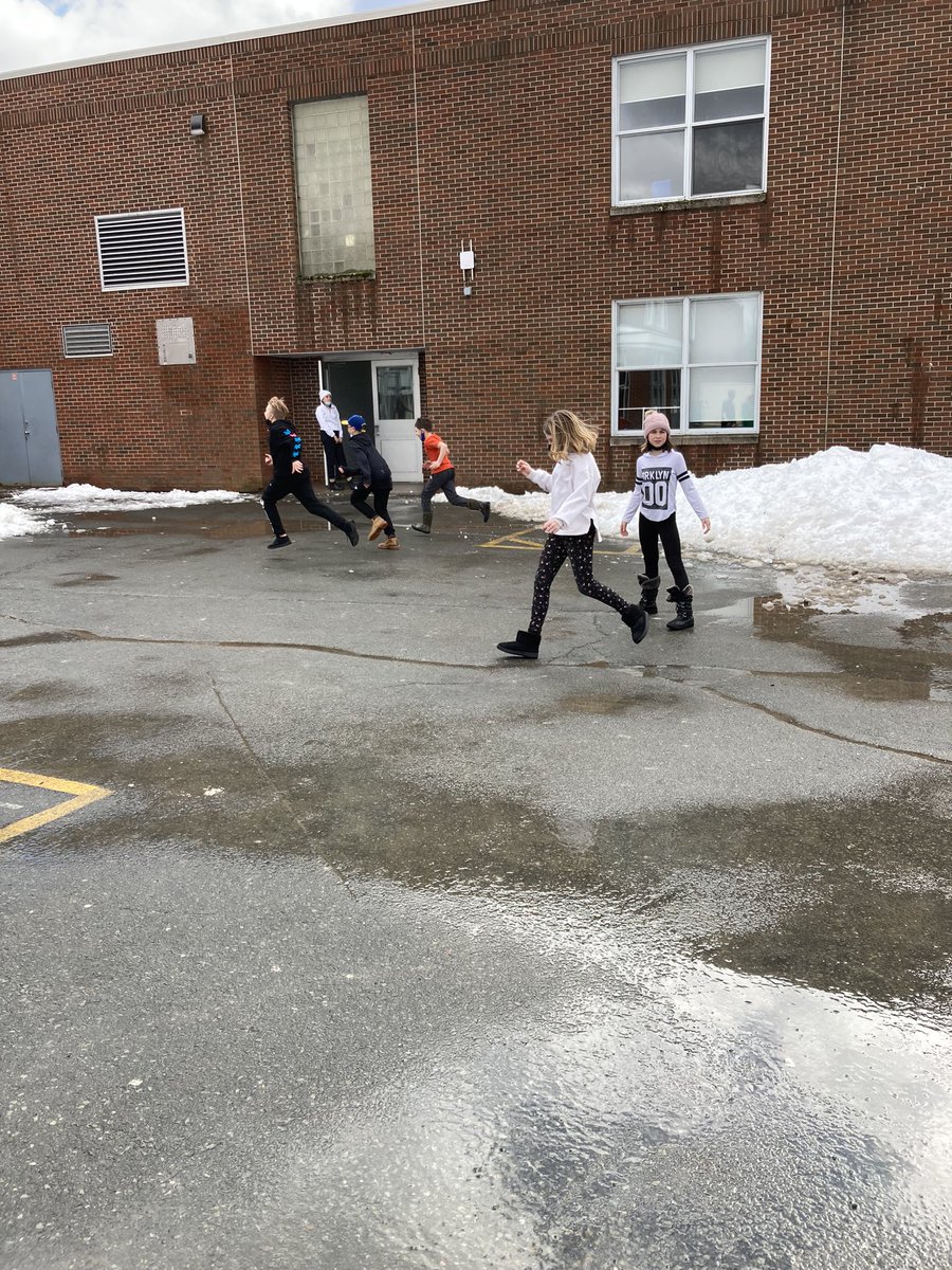 Active outside playing the More or Less Energy Game <a href="/GreenSchools_NS/">Green Schools NS</a> #wattsoff2022 @GPVanierJH