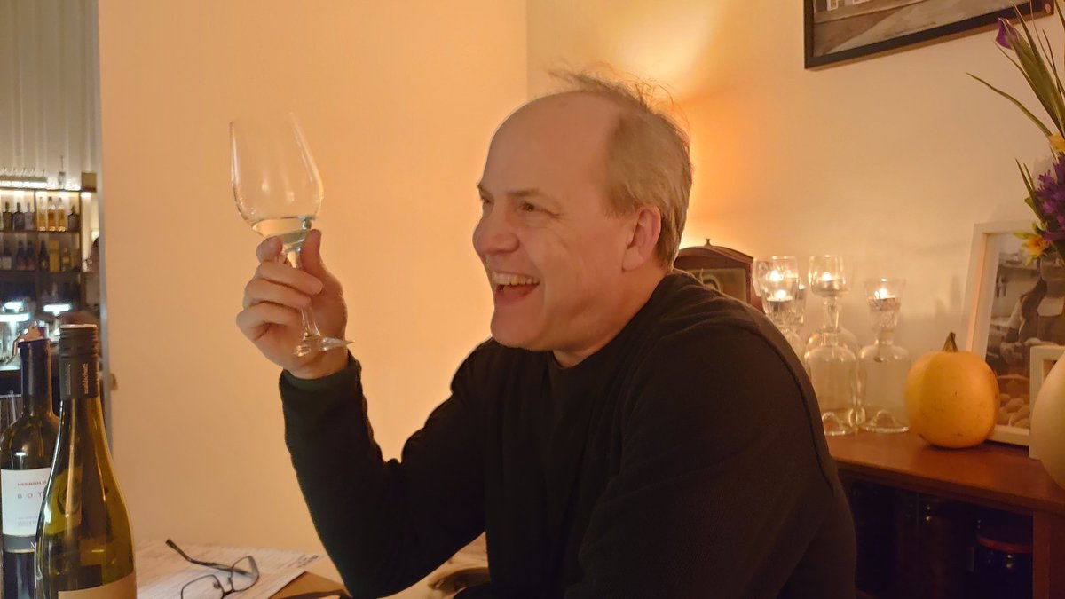 eating <a href="/sparrows_mcr/">The Spärrows</a> finally 🥳