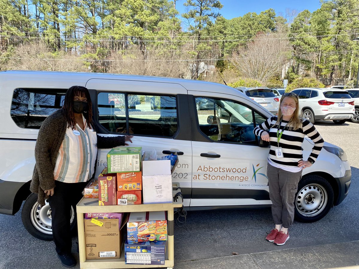BaileywickSS's tweet photo. Thank you Abbotswood at Stonehenge for our snack donations! We love our community support and partnerships. #BES #communitylove #abbotswoodstonehenge https://t.co/6Q5XenNpx2