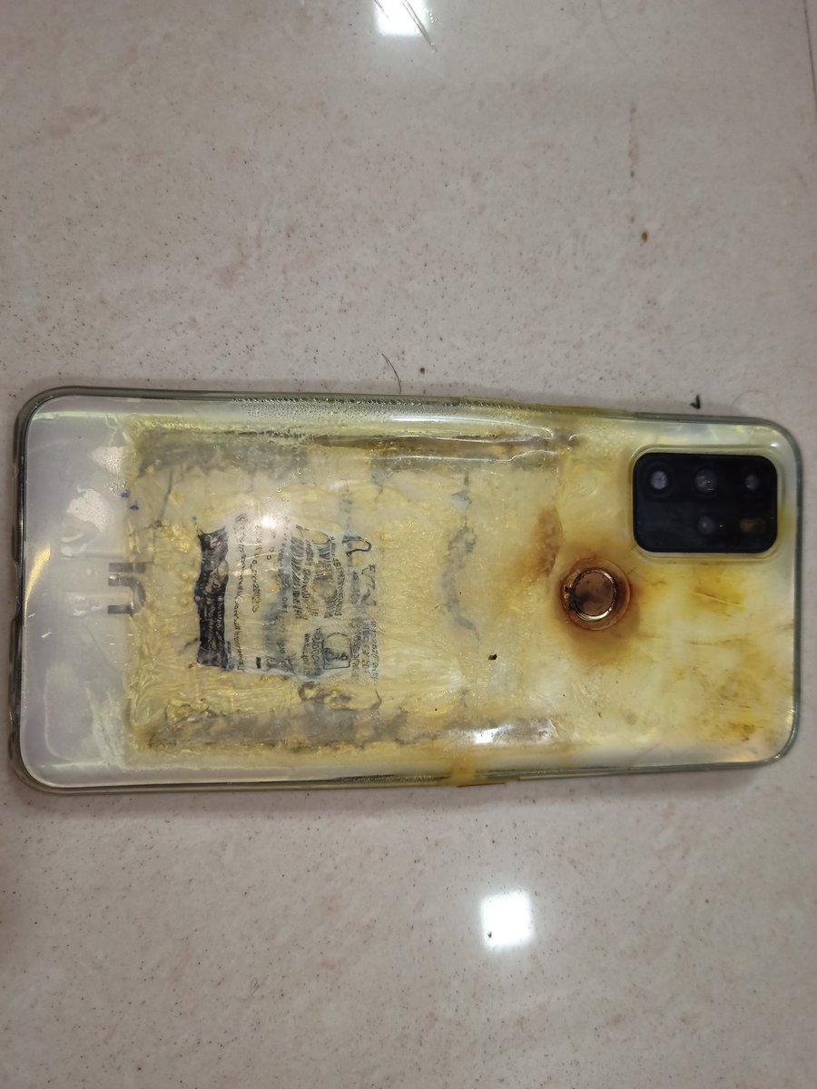 TechyAkki16's tweet photo. https://t.co/1baTUlDVcY
Micromax In Note 1 Smartphone Blast
#Micromax #SmartphoneBlast #InNote1 https://t.co/ffzhEtLEM4