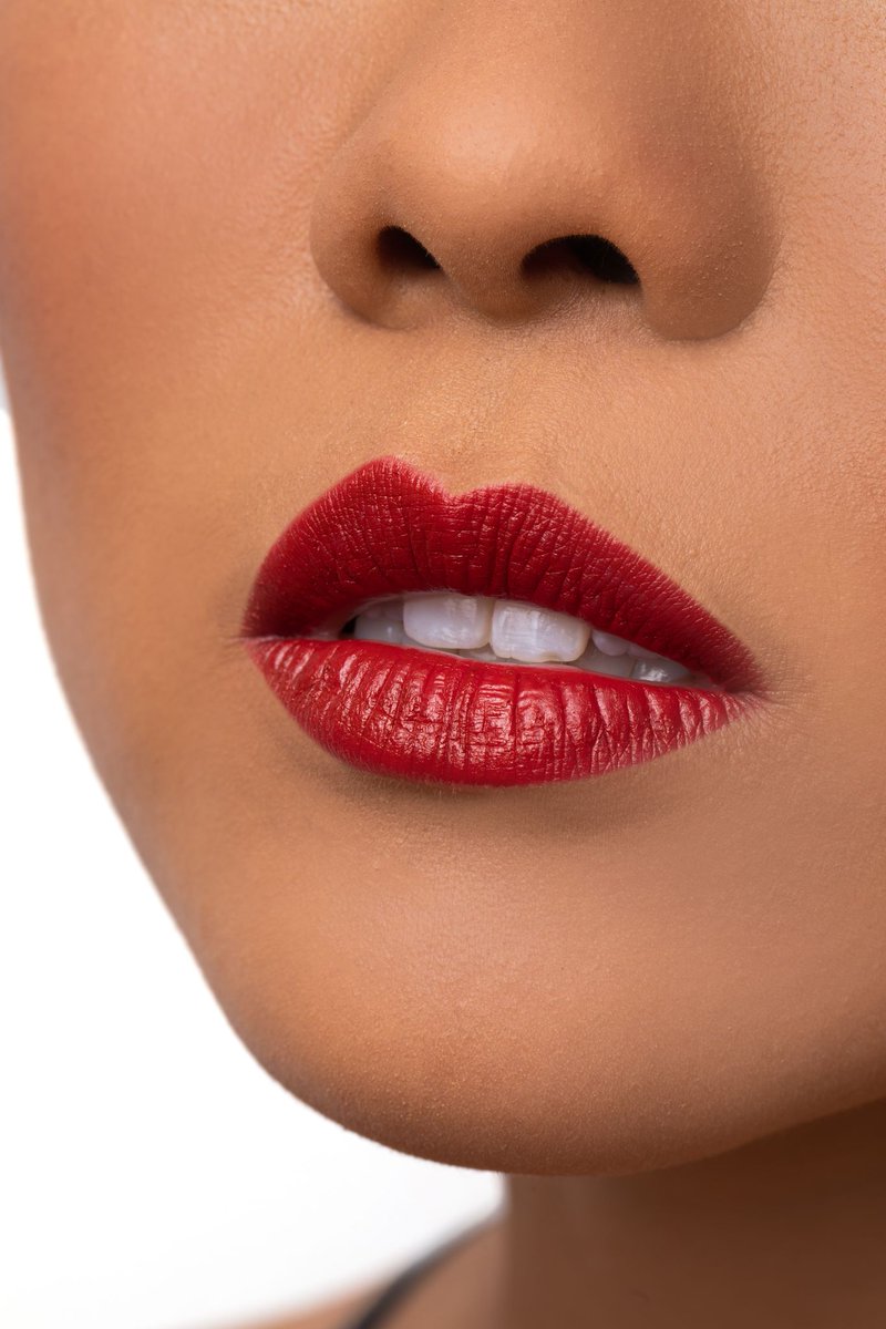 soonastudios's tweet photo. selling makeup products? hair & makeup artists are here to make you or your model ready for lights. cameras. action ๐ธ
#clientcrush @subtlbeauty https://t.co/cAMZneBQQX