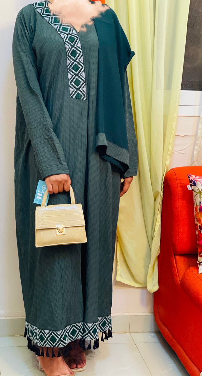 mokee_corner's tweet image. 💜 مساء الخير
النوع: عباية
السعر: ١٥٠٠٠ جنيه سوداني
المقاس المتوفر: ٥٦
للتواصل والطلب:
واتساب ٠١١٧٠٣٤٦٥٩
فيسبوك facebook.com/groups/3851564…
انستقرام instagram.com/mokee_corner?u…