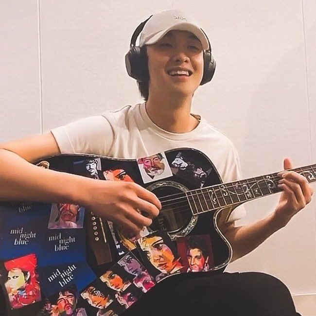 ShiningStarKHJ's tweet photo. Hojin smiles 

[179]

@official2z 

#2Z #tuzi #투지 #kpop   #2Zband 
#rockband #krock #Hojin #호진 #froma🌕
#OhBoardingHouse
#하숙집오번지 https://t.co/Gsbbe2kvPJ