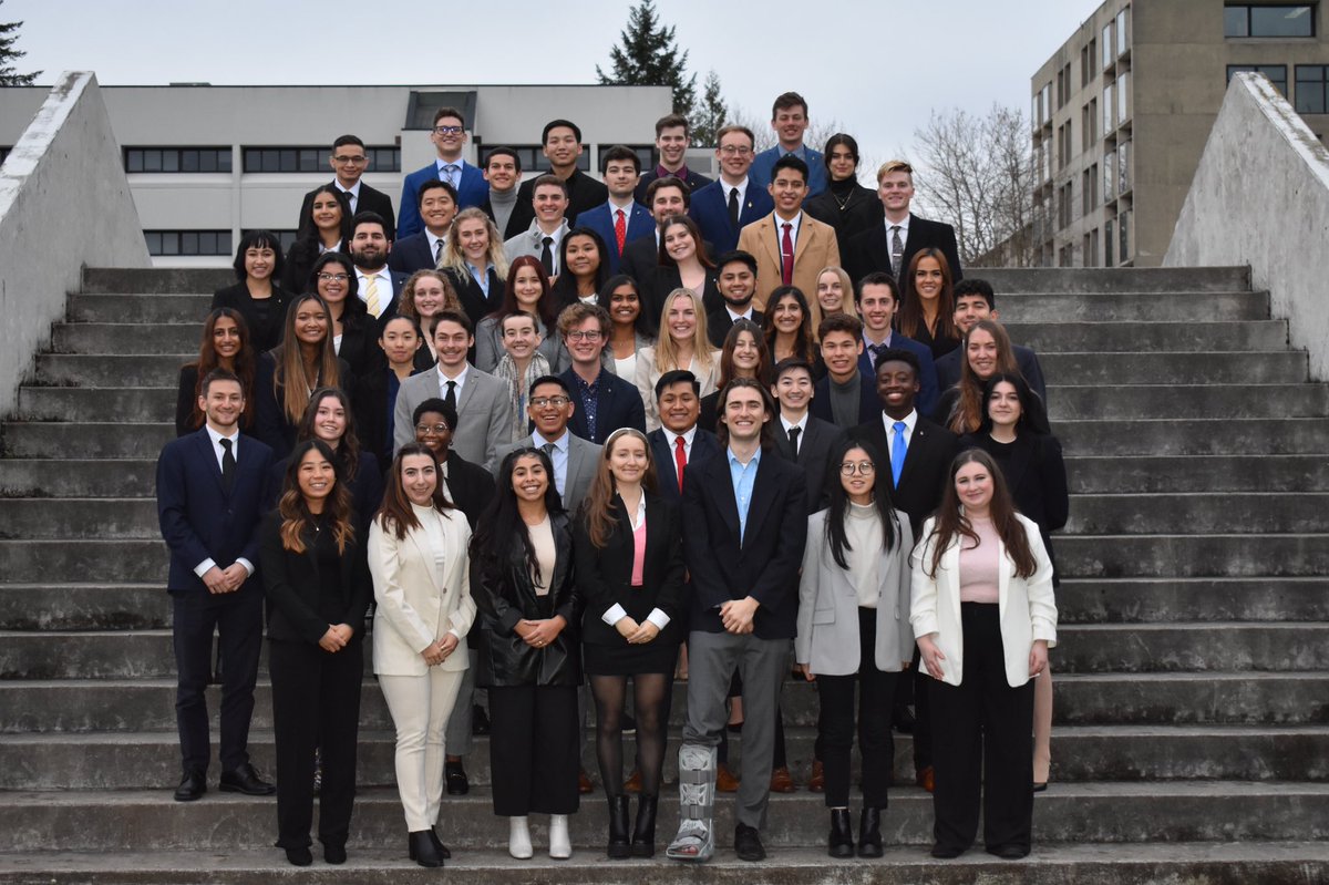 akpsiOB's tweet photo. Meet our family! 💙 https://t.co/BW5MKnAw25