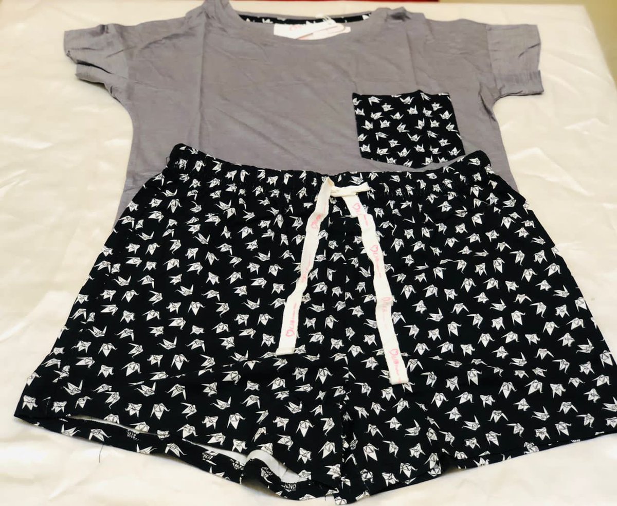 mokee_corner's tweet image. 💜 مساء الخير
النوع: بجامة نسائي
السعر: ٦٠٠٠ جنيه سوداني
المقاس المتوفر: S, M, L, XL
للتواصل والطلب:
واتساب ٠١١٧٠٣٤٦٥٩
فيسبوك facebook.com/groups/3851564…
انستقرام instagram.com/mokee_corner?u…