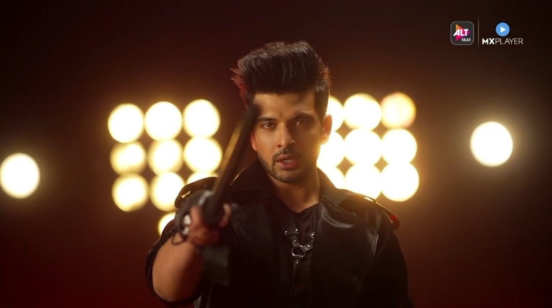 AnkitTomar0123's tweet photo. Who's your favourite?
#KaranKundra #TejasswiPrakash
Are you excited ? #lockuppwithkaran

RULA DETI HAI OUT TOMORROW

🔄 for karan                         ❣️ for Teja https://t.co/MDexVuAD0z
