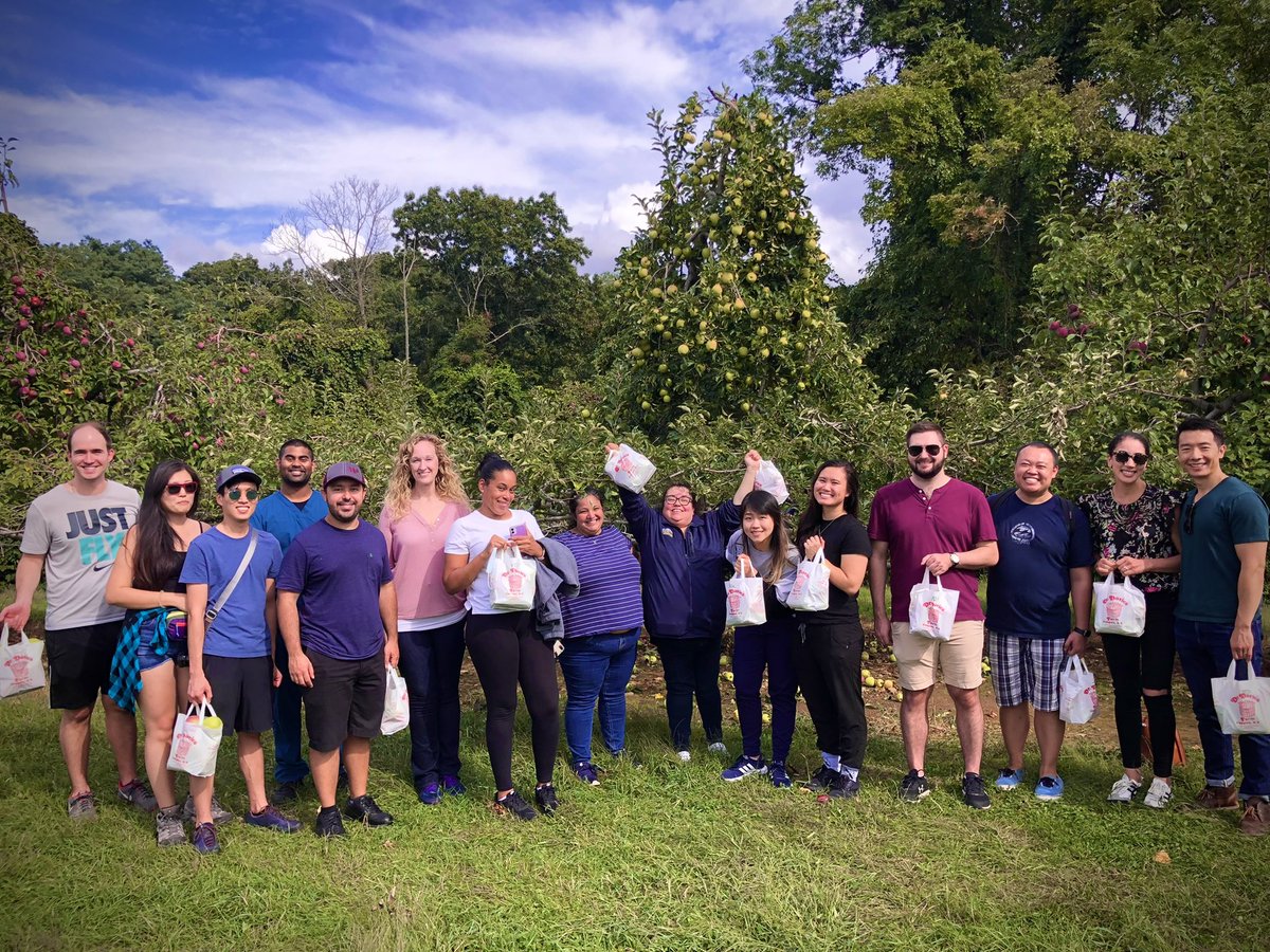 StJohnsEMRes's tweet image. Happy EM Resident Appreciation Day! We LOVE our stellar resident team! #EMResident @emresidents @SAEM_RAMS @AAEMRSA