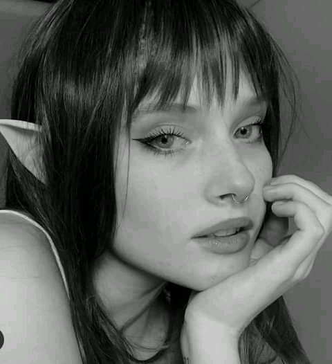 Elsherifahmed5's tweet photo. PORTRAITS 📷 📸
#portraitphotography #portraitpainting #PortraitChallengeMx #blackandwhite #blackandwhitephotography https://t.co/j0Y3buqU22