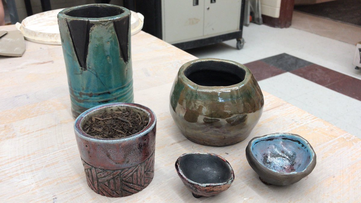 GVHS Art tweet media