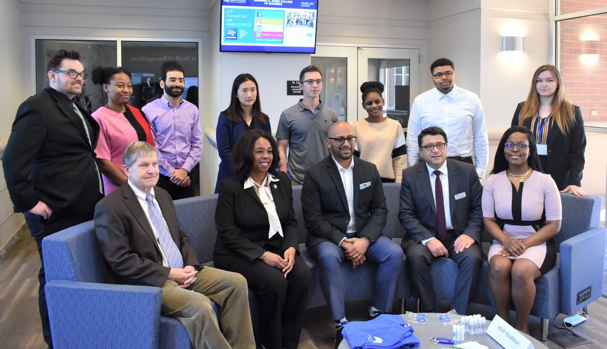 RD_Tennessee's tweet photo. Administrator Altoro visited with @MTSUBERC today. The center received a CF Technical Assistance Grant to create an online portal for CF applications. Click to read more about the Administrator's visit in Nashville https://t.co/oZTTI5jJXB https://t.co/rofYWnmzm4