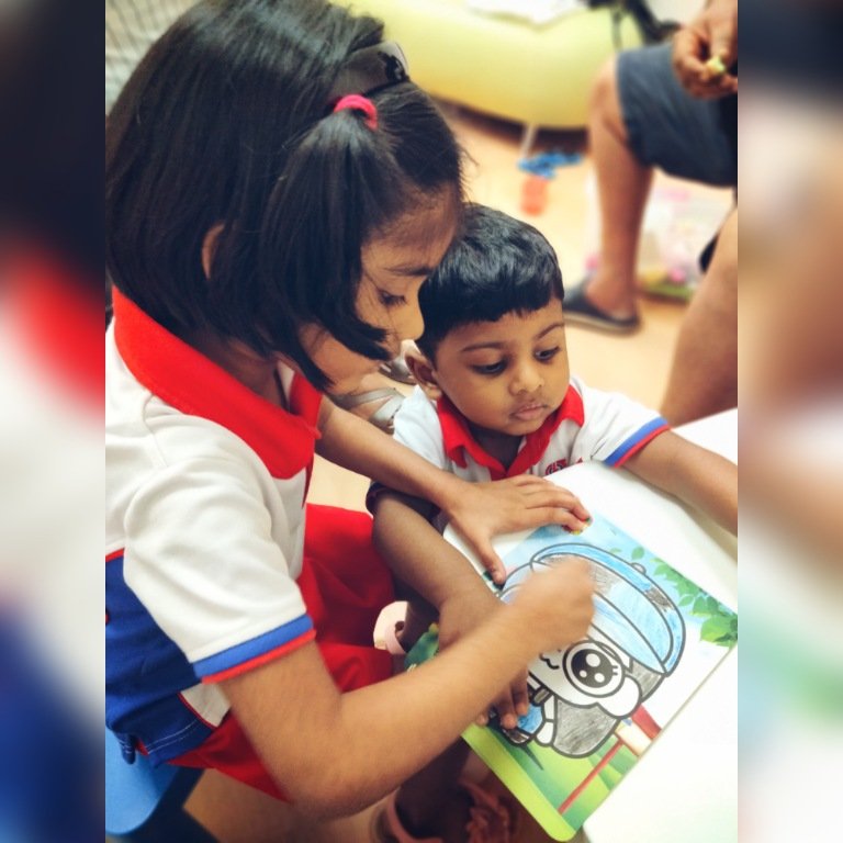 _gavrielaaaa's tweet photo. `My children comes before anything. Always. This little souls are my world. 👩‍👧‍👦❤️✨ #CRM&amp;AAM #MyLifeline https://t.co/uXxd6nwcdD