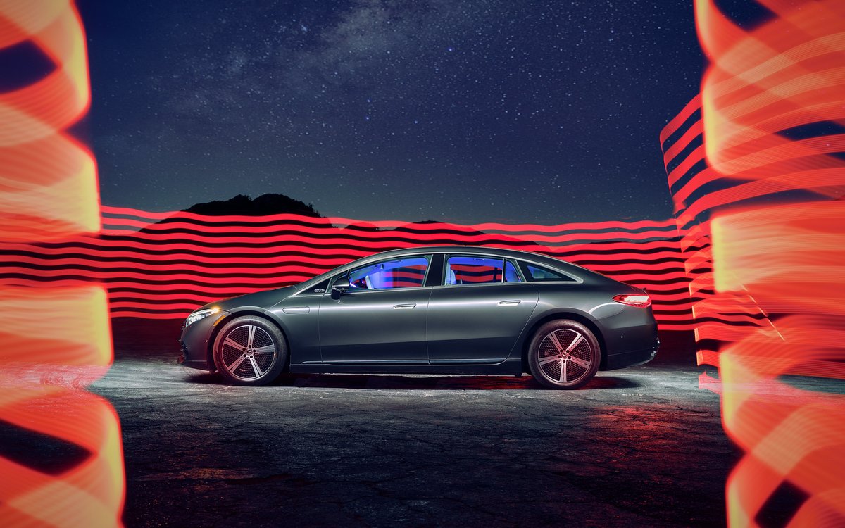 See luxury in a new light. #EQS #MBPhotoPass 📸 <a href="/theAutofocus/">theAutofocus</a>