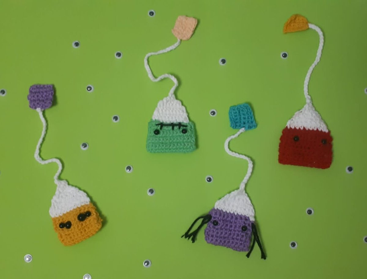thekawaiiroar's tweet photo. support a small business today ❤

check out our amigurumi! we have dolls, squishies and tea bags bookmarks 🧶

who wants to give them a new home? https://t.co/LnvrWiyy3M
