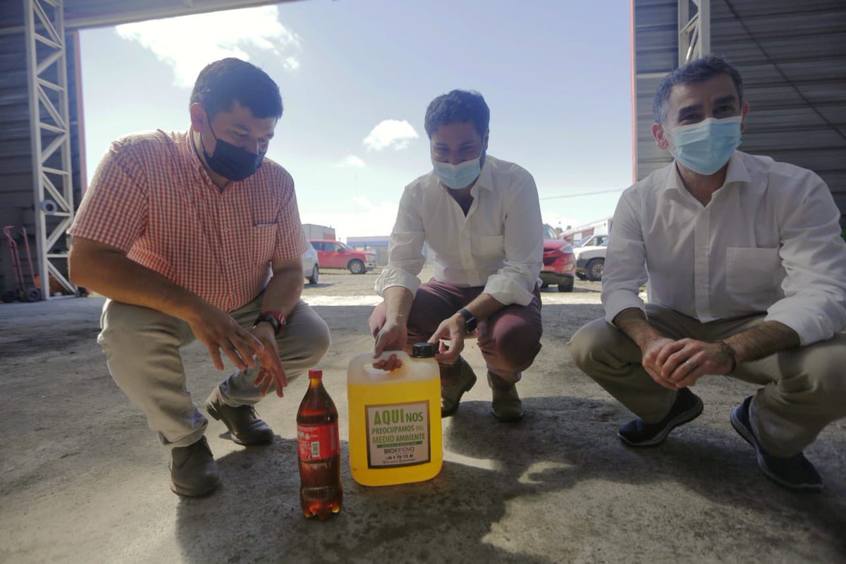 El subsecretario <a href="/pertuze/">Julio Pertuzé</a> se reunió con emprendedores de <a href="/myconativa/">Myconativa</a> y #BioInnova en Temuco para abordar los desafíos del ecosistema innovador en la región.

También avanzaron en el establecimiento de redes inter-regionales de colaboración entre pymes.

#ChileSeRecupera