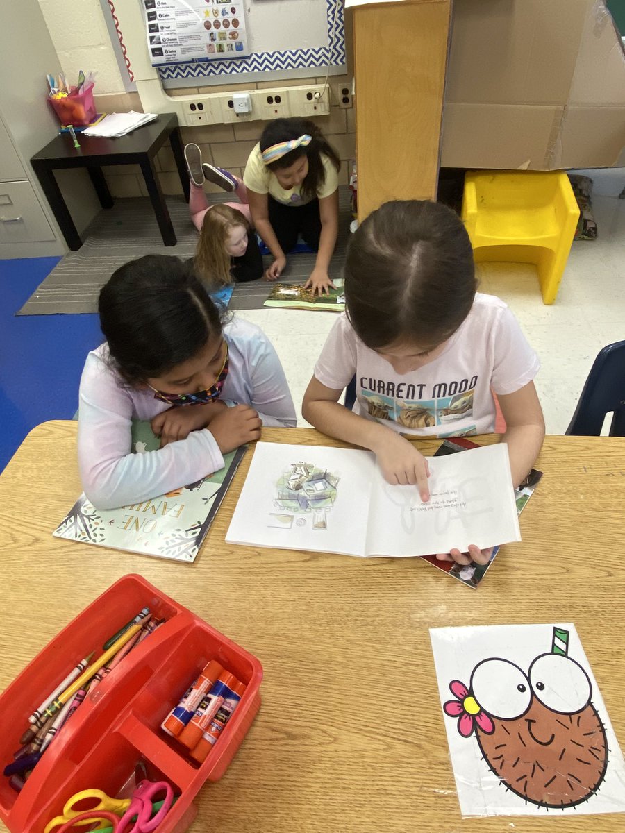 Adrienne Ross tweet media