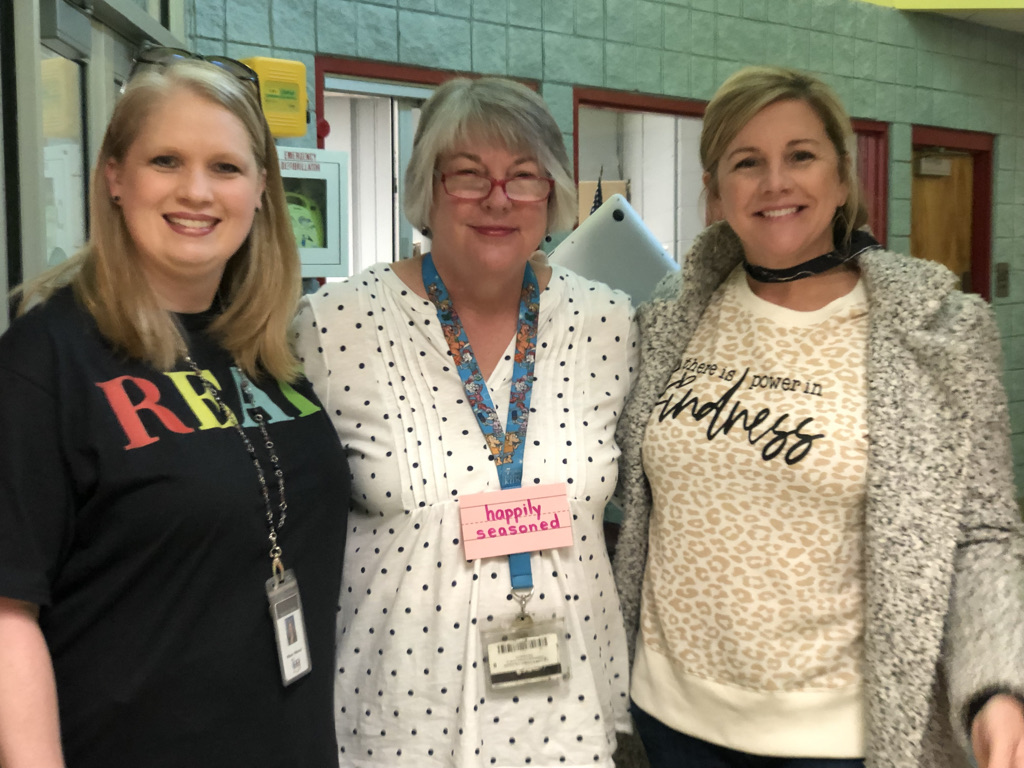 hrznes's tweet photo. Happy Wordaful Wednesday! We had so much fun with words today! https://t.co/jsqiXXkJwd