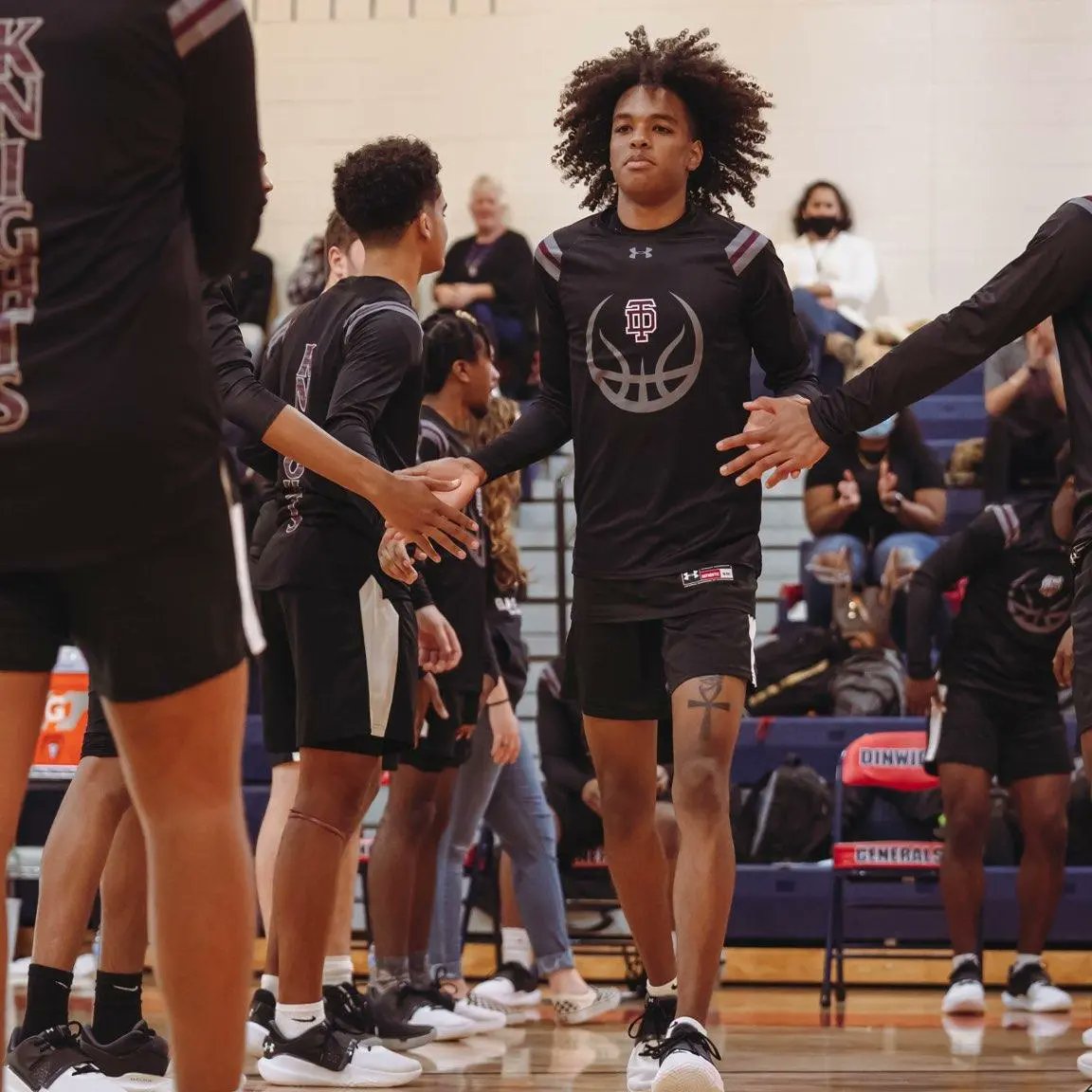 Congratulations to TDB players for making the 6A All Region team. Miles Phillips 1st team and Donovan Means 2nd team.

#TDB #UBUNTU #GOKNIGHTS