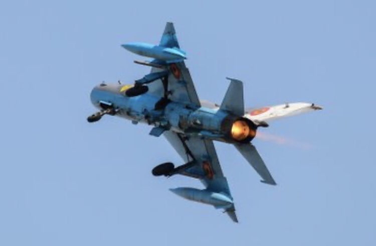 visegrad24's tweet photo. UPDATE ON BREAKING STORY: 

A Romanian MiG-21 disappeared off the radar almost an hour ago while patrolling near the coast of the Black Sea.

Now it turns out that the Romanian military also lost contact with a Puma helicopter sent on a rescue mission. 

Romania is a NATO member. https://t.co/qwwFotNDNm