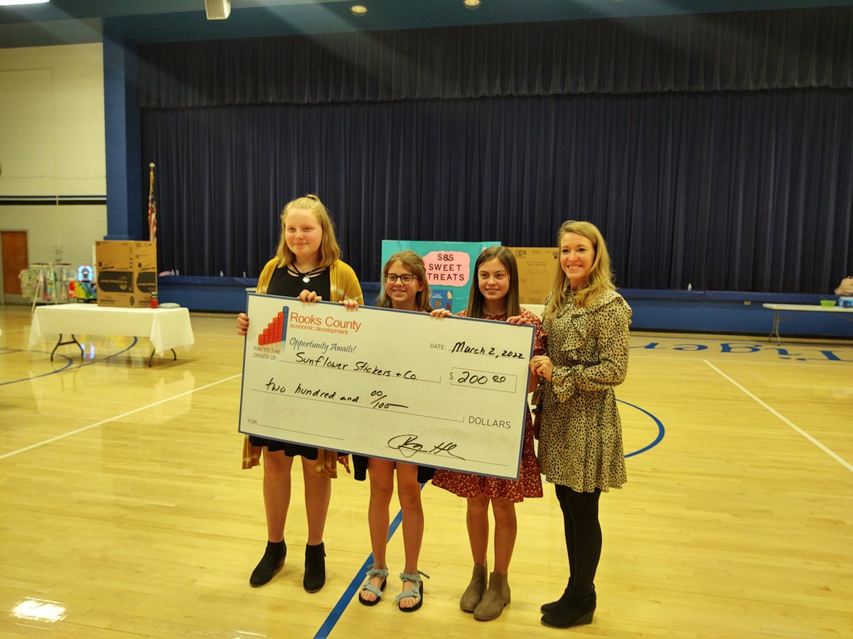 Sarah LaRosh tweet media