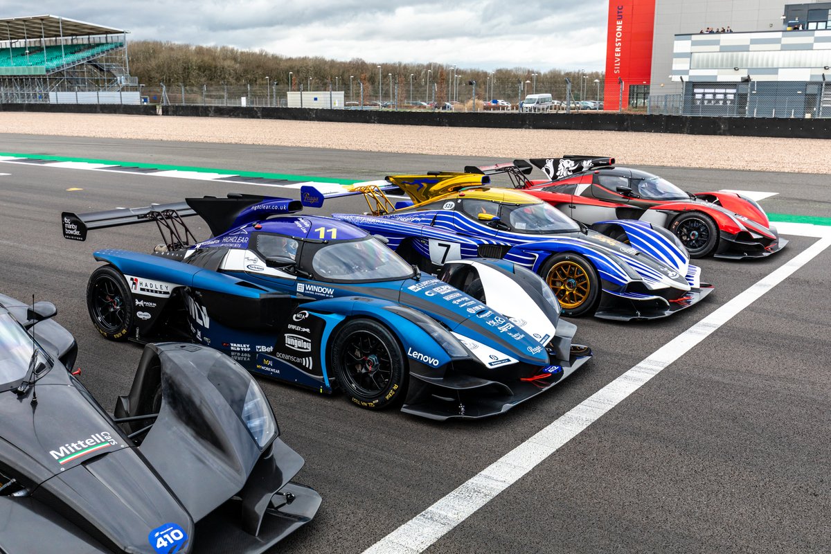 wlv_uni's tweet image. Here is @UWRacing's 2022 racing livery, on track, in all its glory 😍

We think it's going to be the best looking car on track, don't you? @praga_official