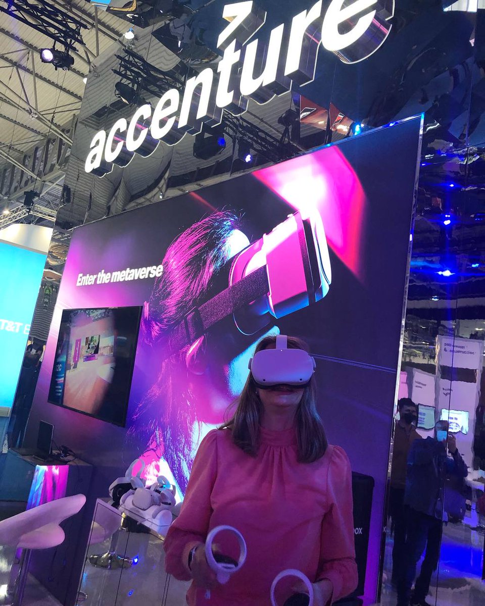 Blancspg's tweet photo. Recuperando la normalidad en el nuevo paradigma digital #Metaverso #MWC https://t.co/RRKCgaA7Tp