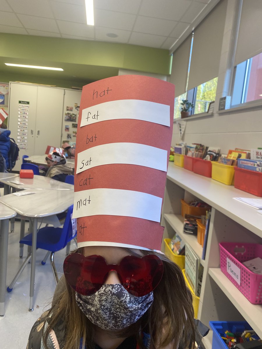 MrsGibson6's tweet photo. This cool cat can rhyme! #fhleads https://t.co/HJy1W8S37y