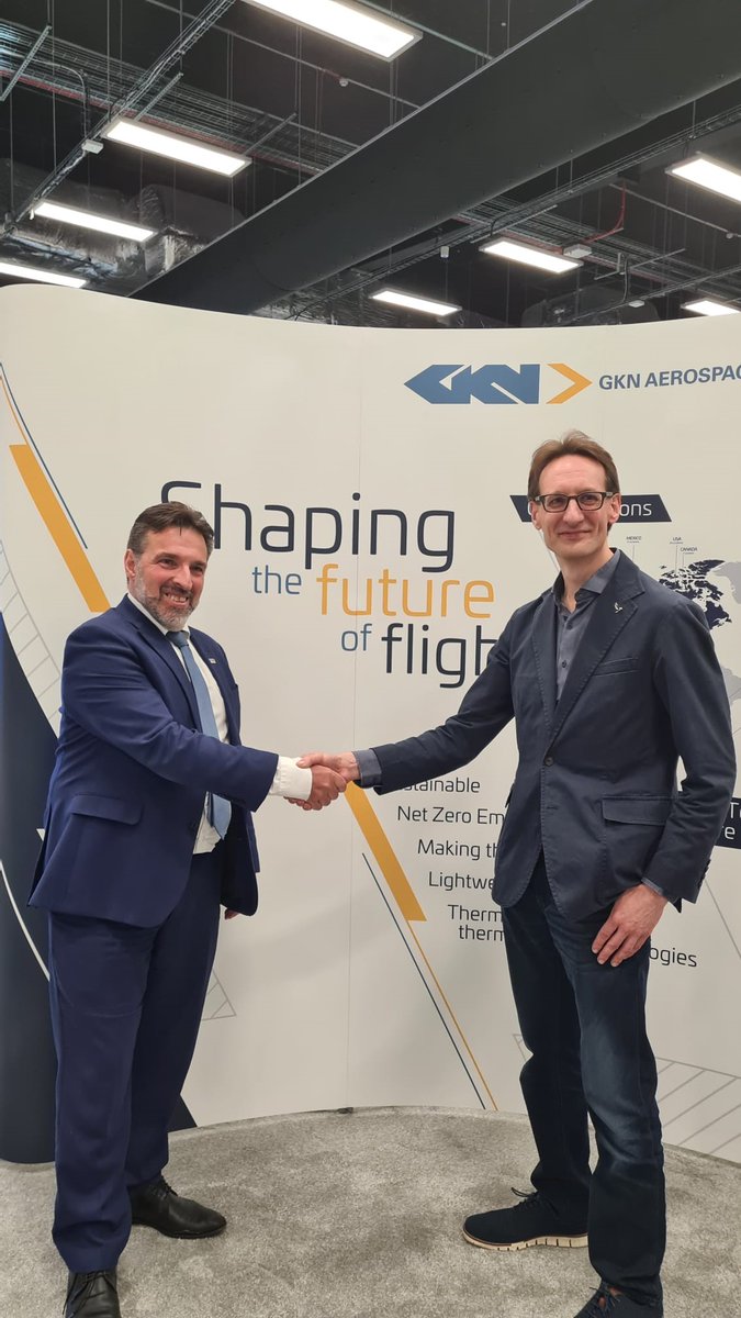GKNAero's tweet photo. Michael Cervenka President @VerticalAero and Kostas Soumilas SVP Engineering @GKNAero both spoke today at #GUAAS 2022 in #Farnborough @GUAASFboro @FIAFarnborough. #GKNAerospace is proud and excited to collaborate with Vertical Aerospace on the Wings and EWIS of the VX4 Aircraft. https://t.co/jue6HUr2DR