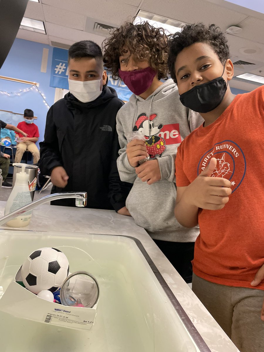 Fifth graders showing their marine engineering skills by building boats. The goal? Get all the challenge items to float in a vessel no bigger than a tissue box. #kwbpride <a href="/APS_STEM/">APS STEM</a> @APSscience