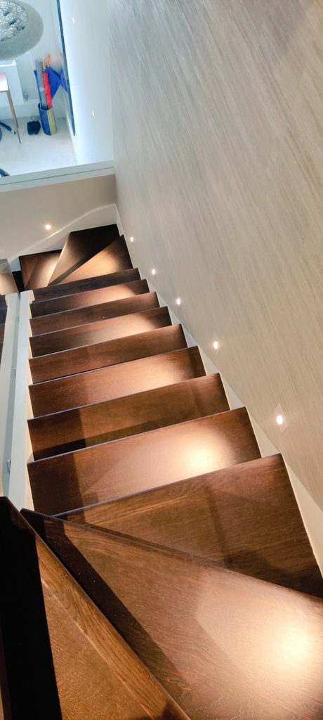 grandskillsuk's tweet photo. Lighting ideas that will brighten your stairs!!
#staircase #stairs #architecture #interiordesign #design #interior #staircases #staircasedesign #homedecor #stairsandsteps #stairway #photography #home #renovation #steps #stair #interiors #construction #stairdesign https://t.co/8ljWOqpQax