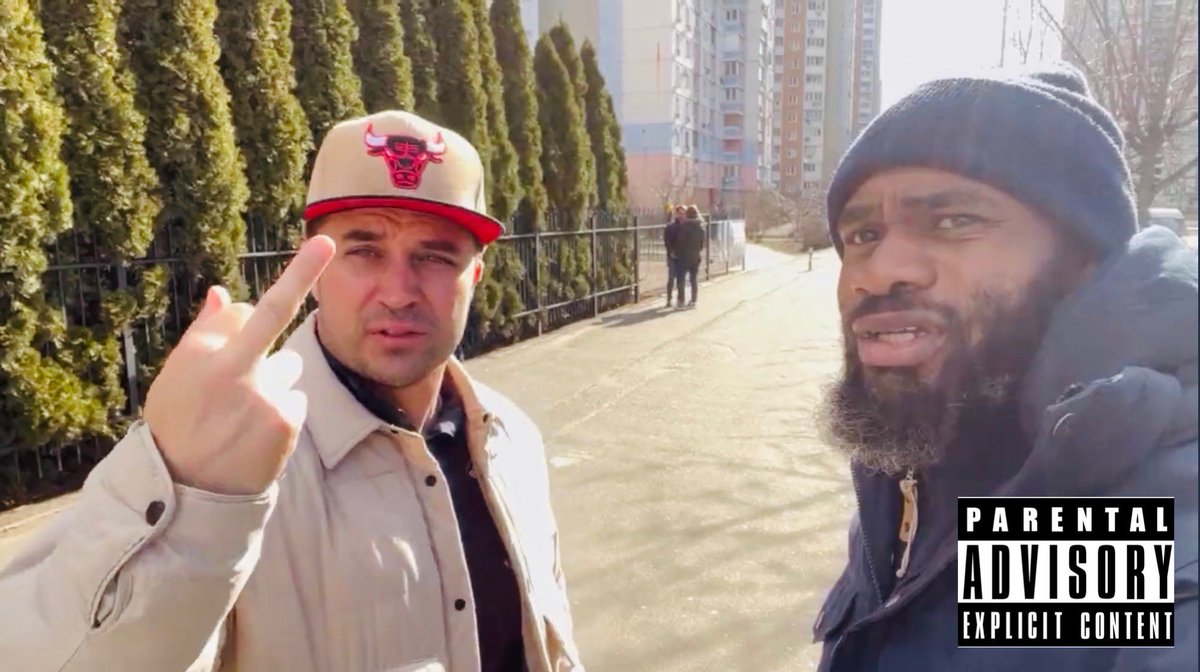 terrelljstarr's tweet image. QT this pic with our album title?