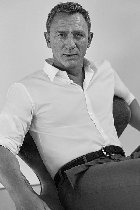 Happy birthday to dear Daniel Craig  