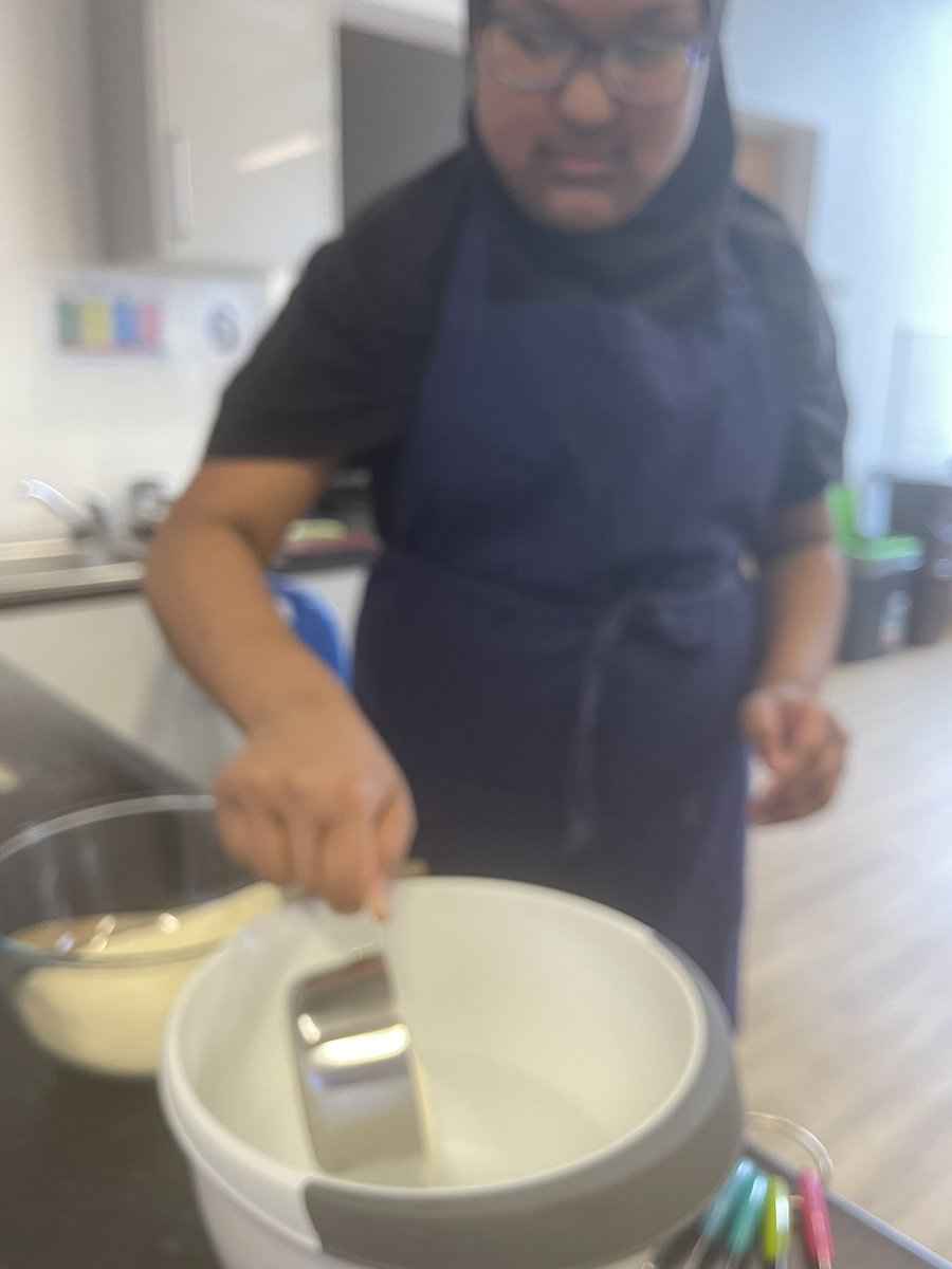 KitchenTeaching's tweet image. Today some of our children in year 6 made Arepas which is a dish eaten during Mardi Gras which is French for Fat Tuesday or as we know it Pancake day. They started by adding Harina Pan which is a pre cooked corn flour.