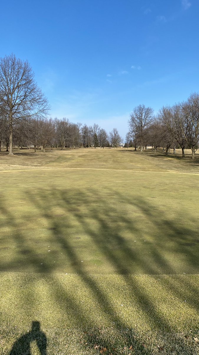 ArrowheadGolfC2's tweet photo. Matt Sherman and his crew were finally able to get on the course @ArrowheadGolfC2 . Beautiful day to pic up sticks from the winter. The course is still awfully wet in most places more wind and more sunshine needed. Will keep you up to date on our opening. https://t.co/SWoWOpvbzG