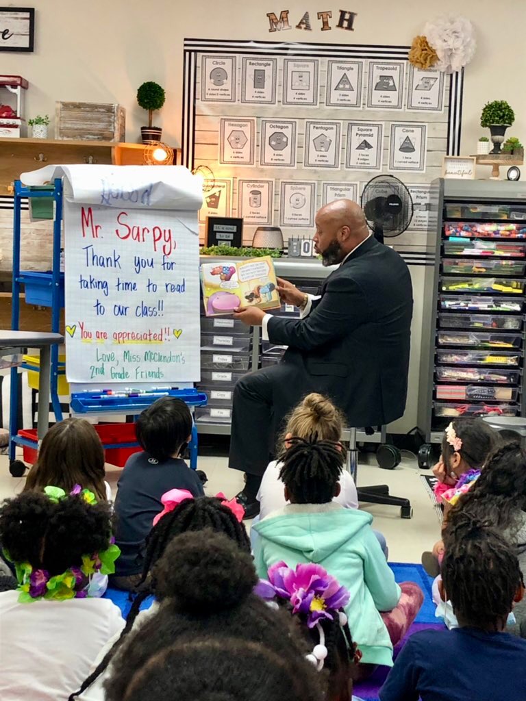 Thank you, Mr. Sarpy for being our Guest Reader today! <a href="/GeraldSarpy/">Gerald Sarpy II</a> Thank you, <a href="/romenendez14/">Ro Menendez</a> for creating a successful #ReadAcrossAmericaDay!📖❤️📖