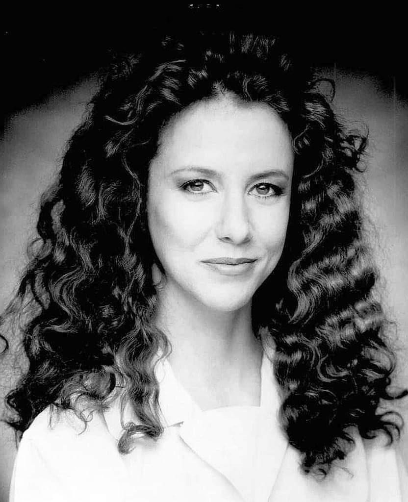 Happy Birthday to Original SNL Not Ready for Prime Time Actor Laraine Newman who turns 70 today. 