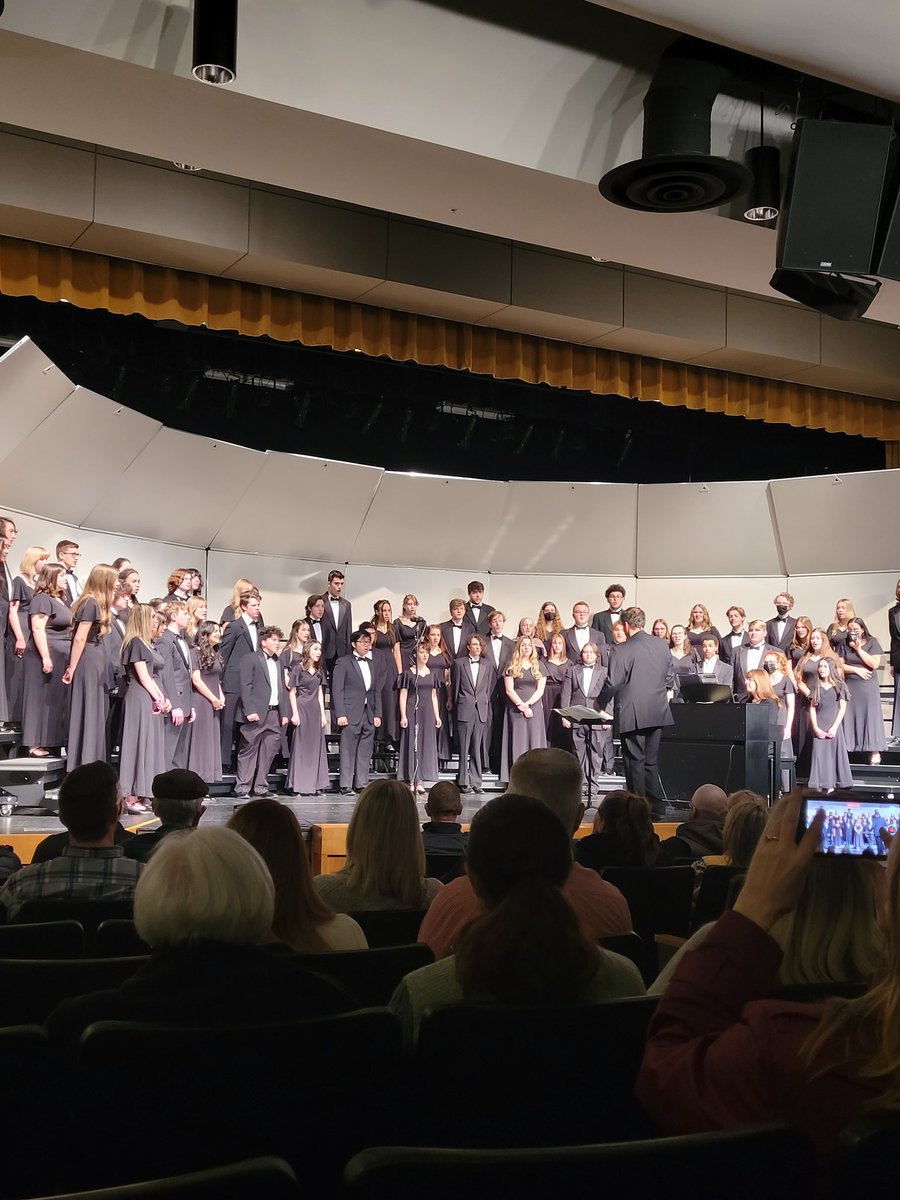 NviewOrchestras's tweet photo. We love our choirs! Great concert, all! https://t.co/ZH0Kdxb41l