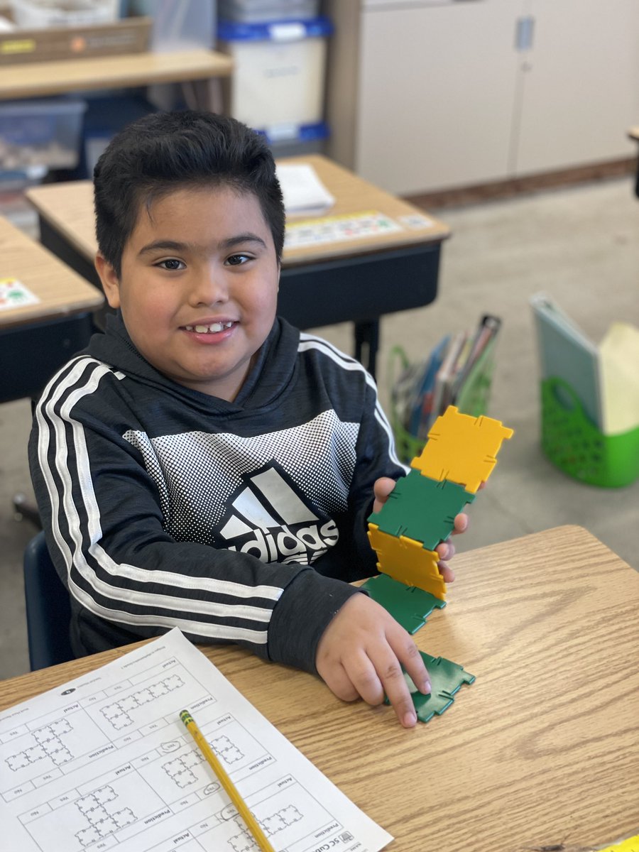 JessHughesfdl's tweet photo. Our mathematicians made predictions as they brought their drawings to life in their math work places. Ask our scholars, they could tell you which designs create cubes or pyramids. #riversidestrong #mathematicians #fondyproud @FDL_Riverside https://t.co/u3juz6hLSD