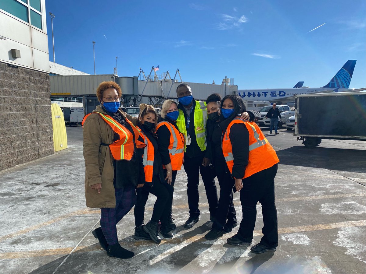 Deirdre Ryan (@deirdreryanuge) on Twitter photo First round of UGE #EWR trained and super excited to hit the ground running at #DIA #WeAreUGE <a href="/brianmc429/">Brian Mccaffrey</a> @samueldarkouge @kbbrown86united @EFogelbergUGE <a href="/tips74/">Mohammad Akhtar</a> <a href="/americas73/">Ruth Nicholson</a> <a href="/jeremylehew/">Jeremy Lehew</a> First round of UGE #EWR trained and super excited to hit the ground running at #DIA #WeAreUGE <a href="/brianmc429/">Brian Mccaffrey</a> @samueldarkouge @kbbrown86united @EFogelbergUGE <a href="/tips74/">Mohammad Akhtar</a> <a href="/americas73/">Ruth Nicholson</a> <a href="/jeremylehew/">Jeremy Lehew</a>