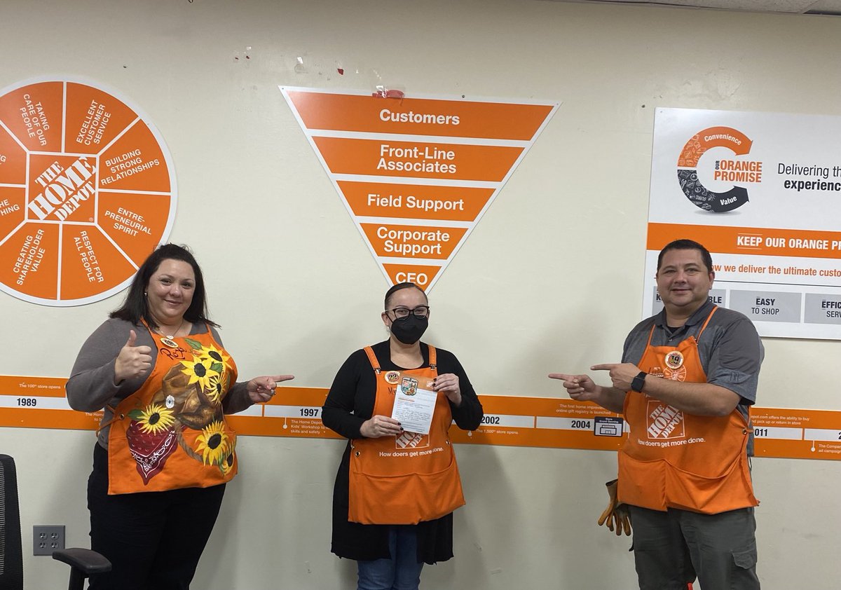 Roxie Salinas (@thdroxsalinas) on Twitter photo Celebrating 6984 ASDS for doing a great job Taking Care of Others! We appreciate you and all you do! <a href="/LeeRoy1122/">Lee Roy Sanchez</a> <a href="/SendejoRoy/">Roy</a> <a href="/CourtneyMKorkow/">Courtney Korkow</a> Celebrating 6984 ASDS for doing a great job Taking Care of Others! We appreciate you and all you do! <a href="/LeeRoy1122/">Lee Roy Sanchez</a> <a href="/SendejoRoy/">Roy</a> <a href="/CourtneyMKorkow/">Courtney Korkow</a>