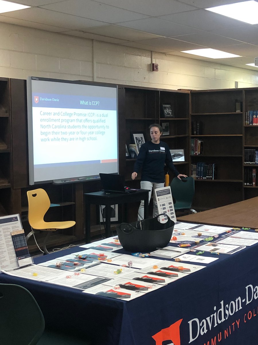 Fantastic turnout at WDHS for AP/CCP Parent Night! <a href="/DeanaColey/">Deana Coley</a> <a href="/emilylipe66/">Emily Lipe, Ed.D.</a> <a href="/dcsnc/">@DCSNC</a>