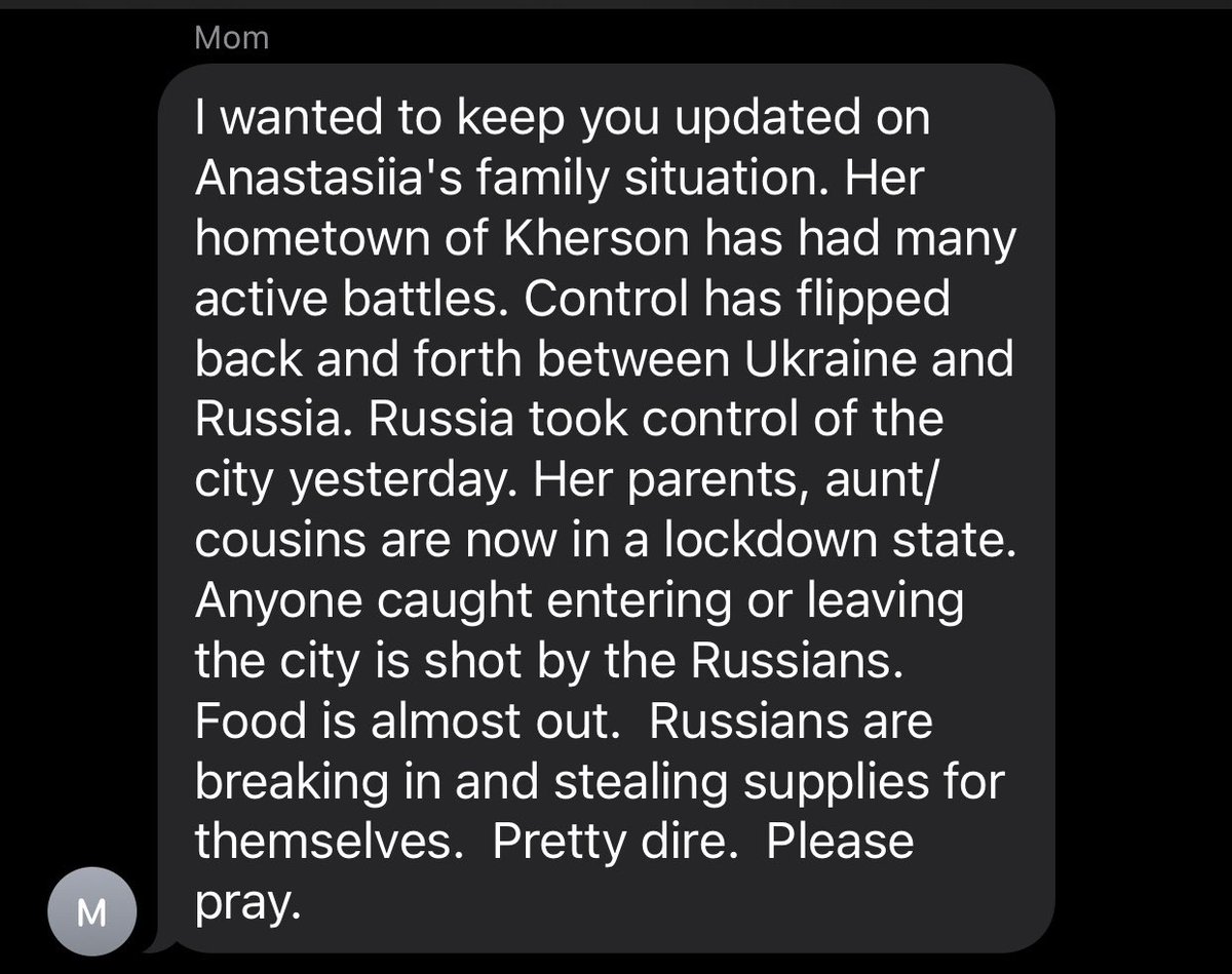 BryanDunton's tweet image. if people want to know what is really happening in Kherson. please keep your thoughts with the people there #StopWarInUkraine 🇺🇦💙💛