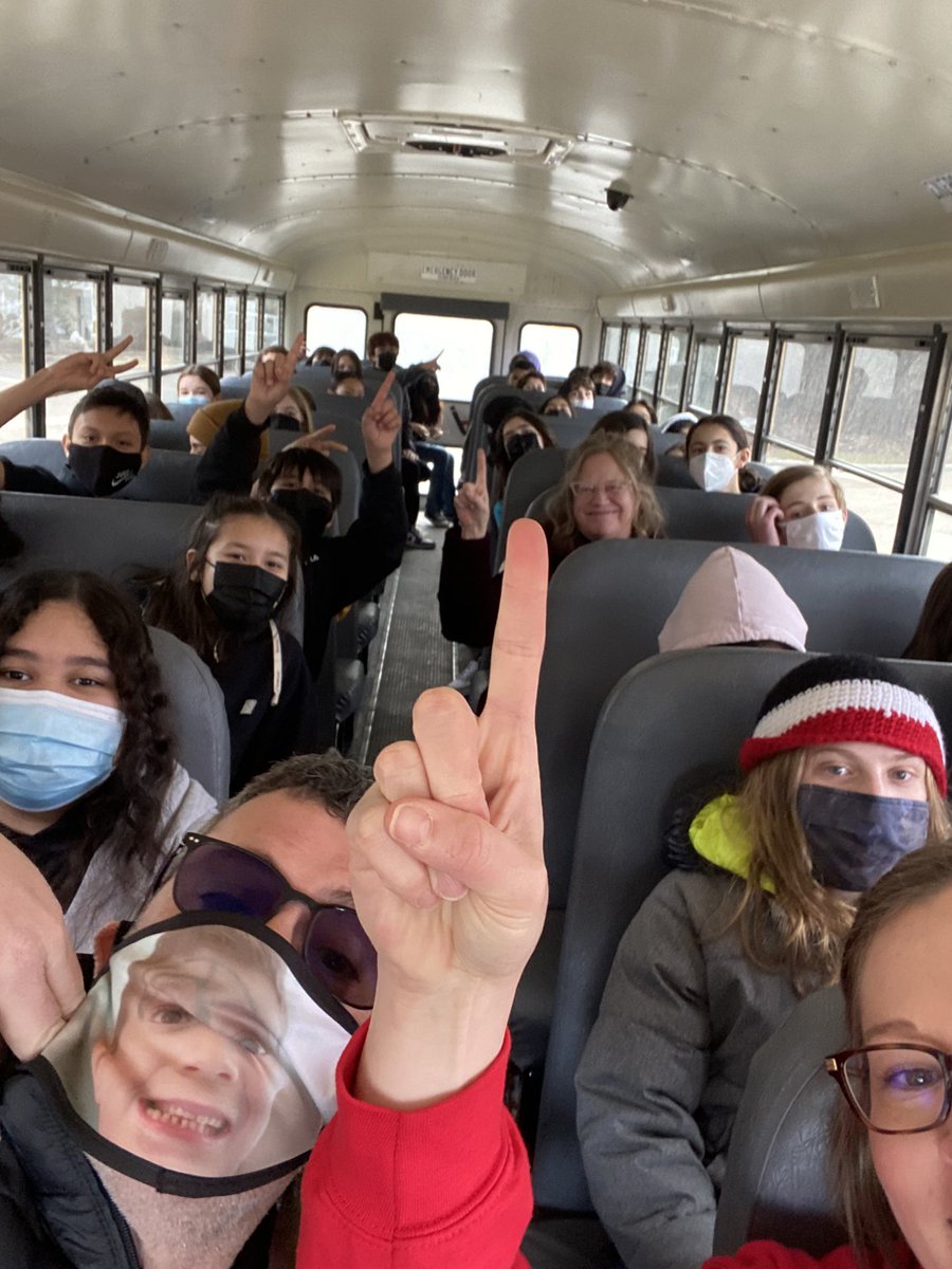 MrsBingham103's tweet photo. Our first field trip in a LONG time! The HPHS Dance Show was phenomenal and our students made us proud! Bus #1 Rules! @nwhuskies @MrsMarvinELA @AdamLBergman https://t.co/N8aoS8sQUO