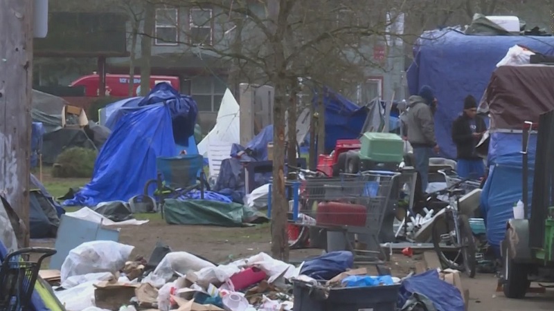 KOINNews's tweet photo. "Let’s be honest... Homeless camp cleanups do nothing."
A month after a homelss camp was swept in SE Portland, neighbors tell Jeff Gianola the situation is even worse than before. Catch his latest report for our #IsPortlandOver? series here: https://t.co/f6yy3C89bt https://t.co/UZcNhiShCh