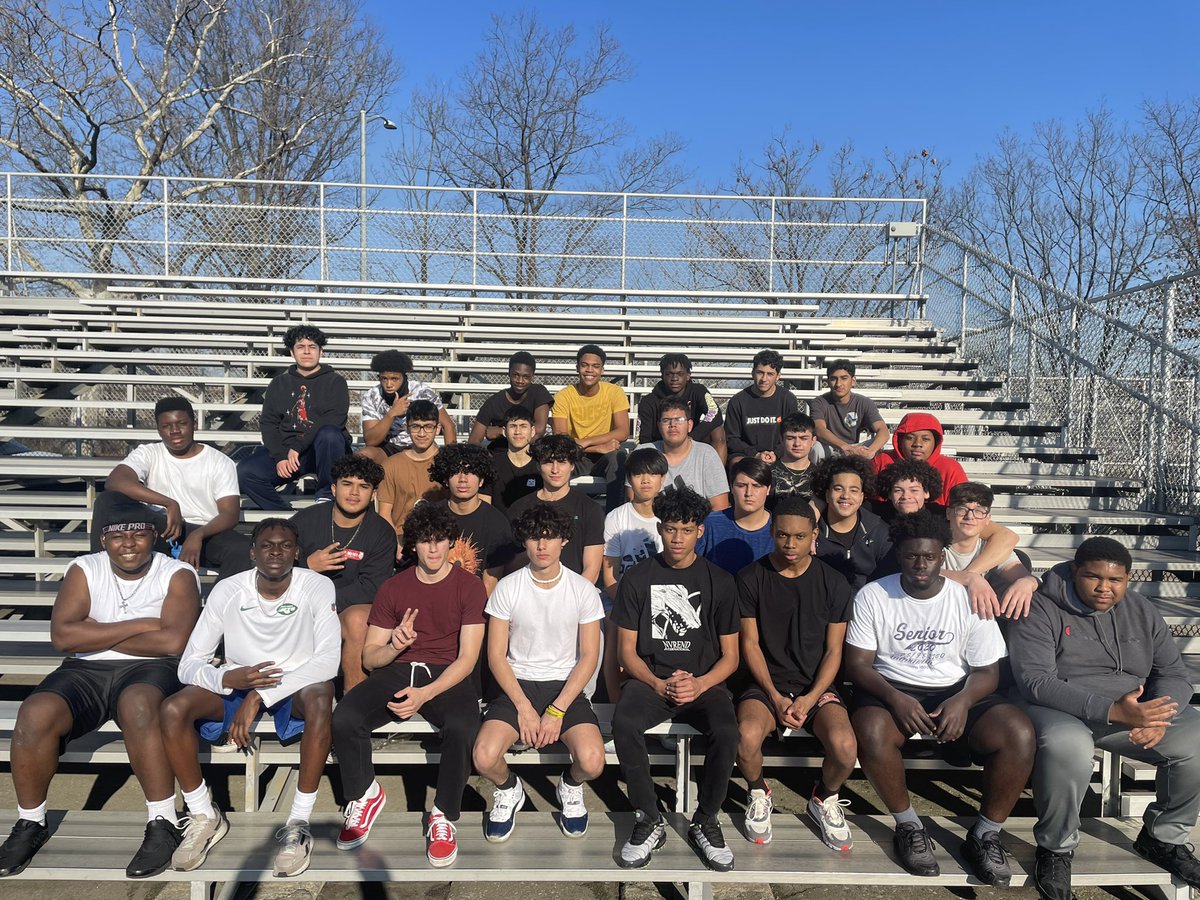 BaysideFootball's tweet photo. Teams is starting to form #team60 https://t.co/kvG1xQ4c0L