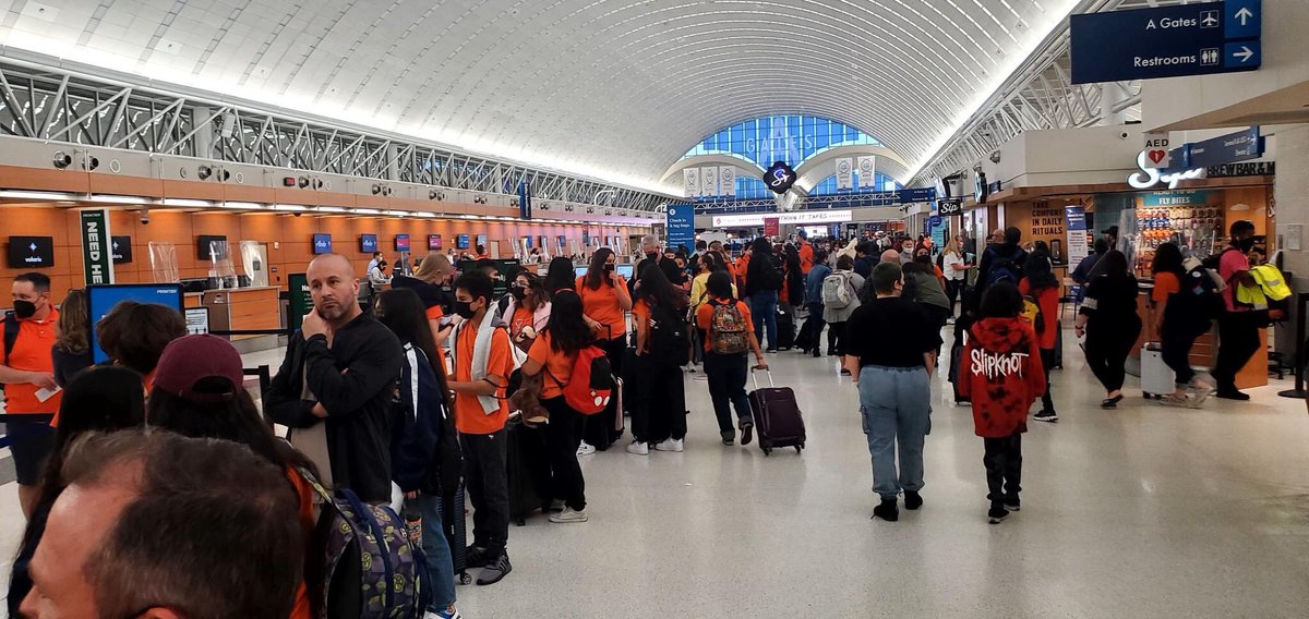 NoteAbleTravel's tweet photo. The @Bronco_Band is on their way to Orlando! All 163 students, staff, chaperones, and NTE team members were checked in and through TSA in under 50 minutes.
#NoteAbleTravelExperiences #NoteAbleTravel #NoteAble #NTE #ANoteAbleExperience https://t.co/oH8US46A3j