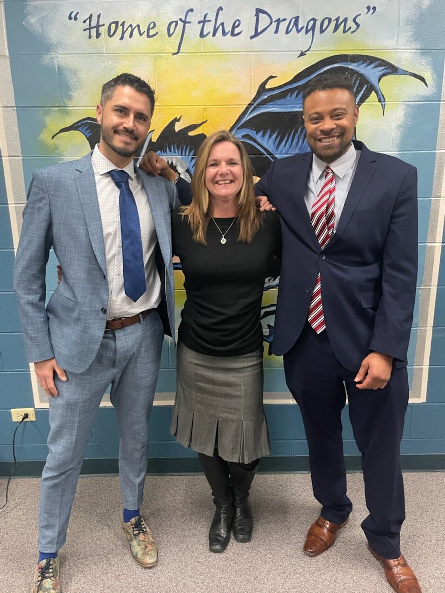 tmsdragons's tweet photo. TMS administration supporting teachers and families during parent teacher conferences. https://t.co/WDcXFf9eaR