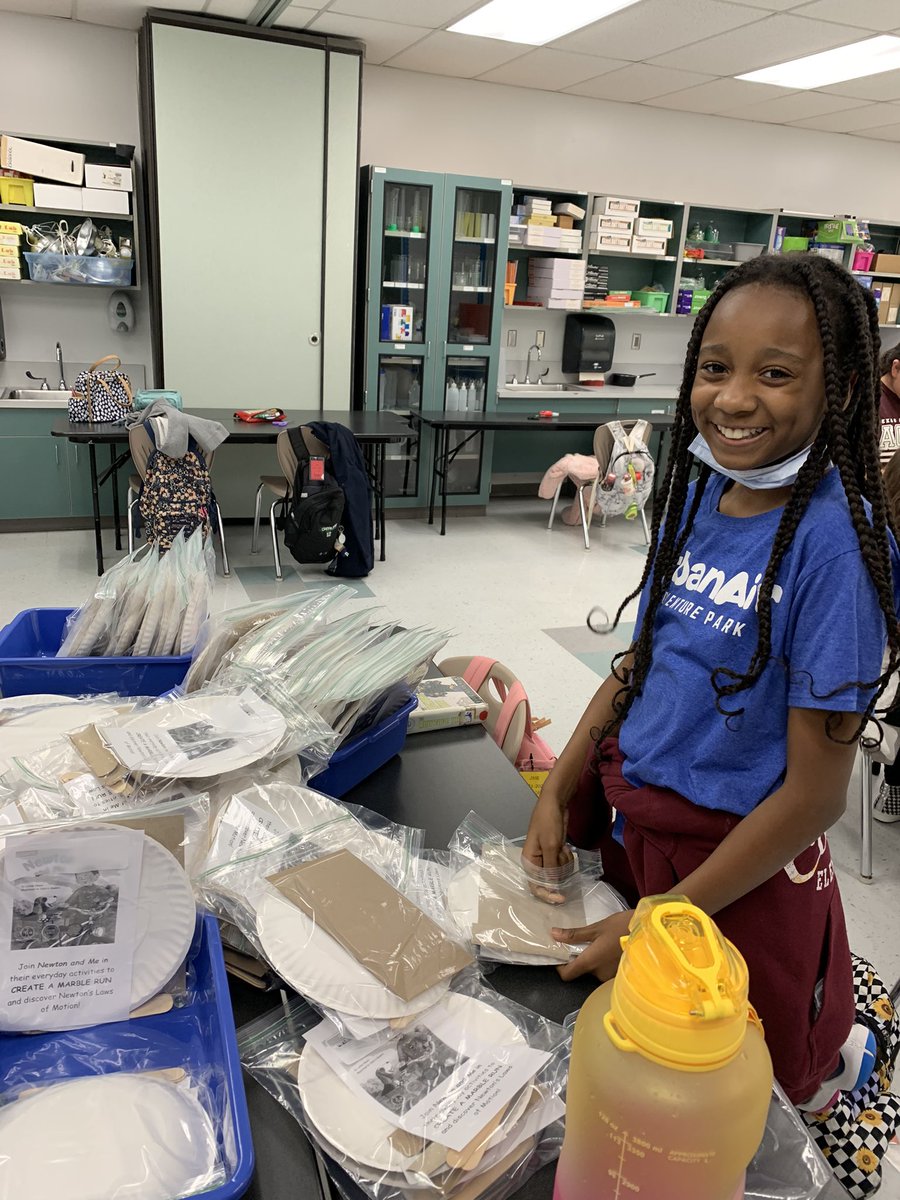 Kleighley's tweet photo. The @HayesStuCo helped get supplies ready today for @HayesHawks STEAM Night. Everybody is so excited for a fun night with students and their families! @lorinfdavies @marciagjones https://t.co/t81boLDhKO